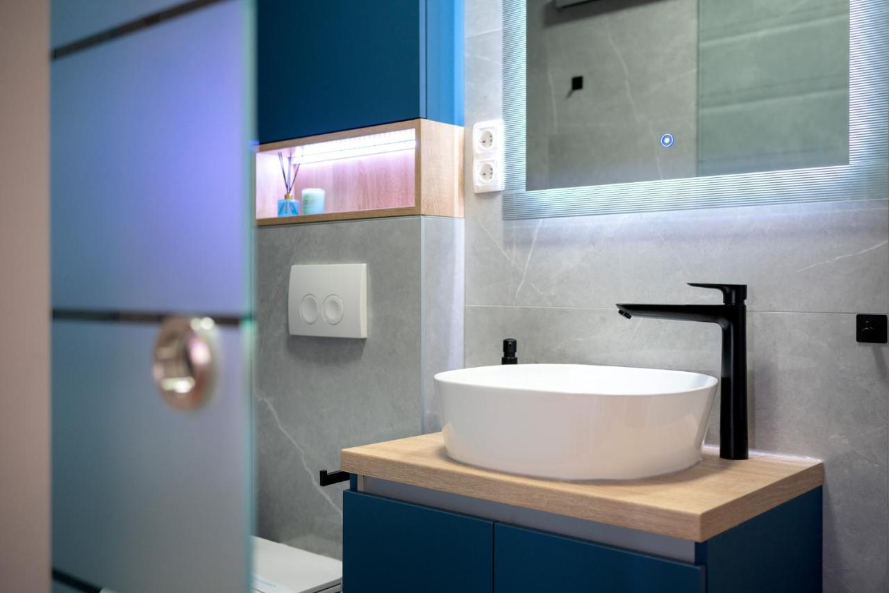 Fingerprint Central Apartment 5 Min From Center & Beach Χβαρ Εξωτερικό φωτογραφία